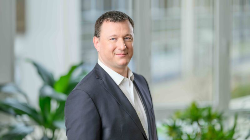 Uzņēmumu vadītāji izvēlas disciplinētu izaugsmi un ieguldījumus MI