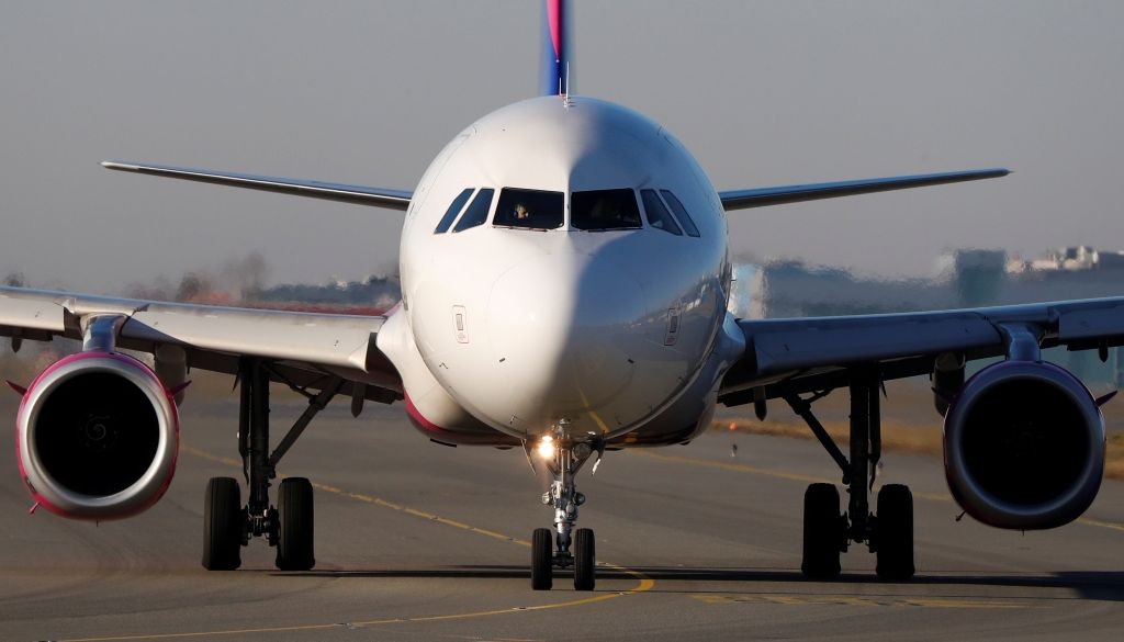 Aviokompānijas iesniedz sūdzības par Francijas gaisa satiksmes vadības dispečeru streikiem