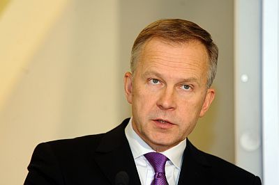 Rimševičs: tie, kas runā, ka eiro nevajag ieviest, ir tie paši, kas grib devalvēt latu