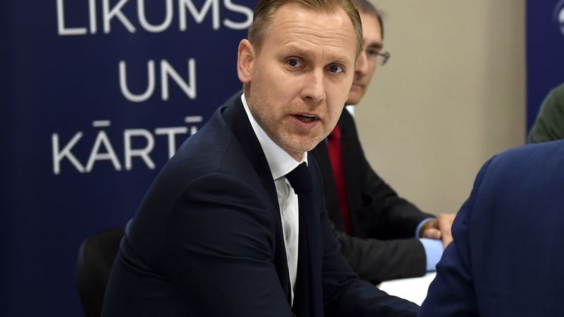 Gobzems pārsūdzējis lēmumu par savu izslēgšanu no advokatūras