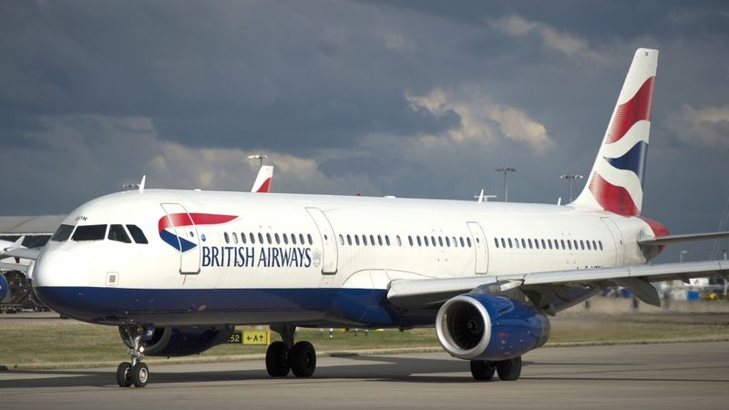 Papildināts - Hakeru uzbrukumā British Airways nozagti 380 000 klientu bankas karšu dati