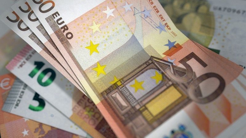 Dīkstāves pabalsta minimālais apmērs būs 330 eiro