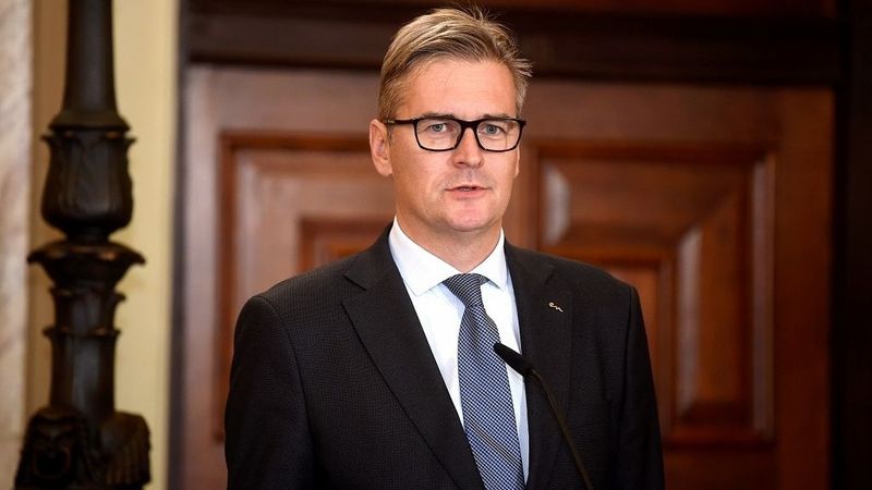 Parlaments Bondaru izdod kriminālvajāšanai