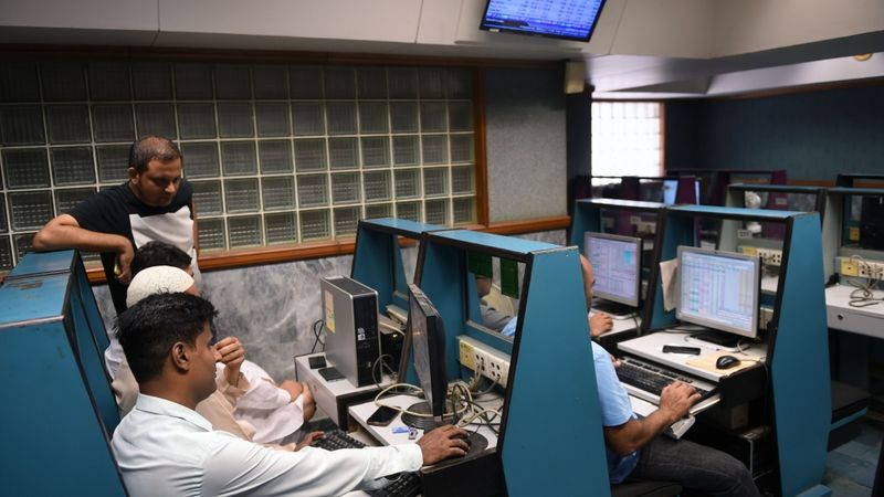 Starptautiskais Valūtas fonds glābs Pakistānu